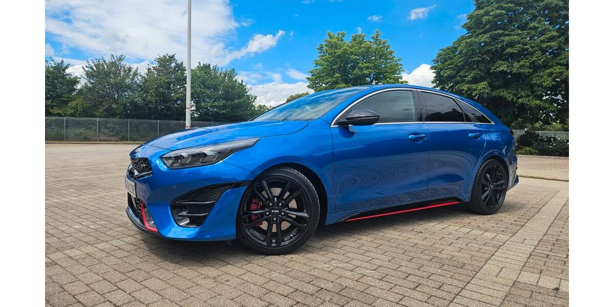 Kia pro ceed / ProCeed 35.800 km 24.900 &euro; Stuttgart 70597