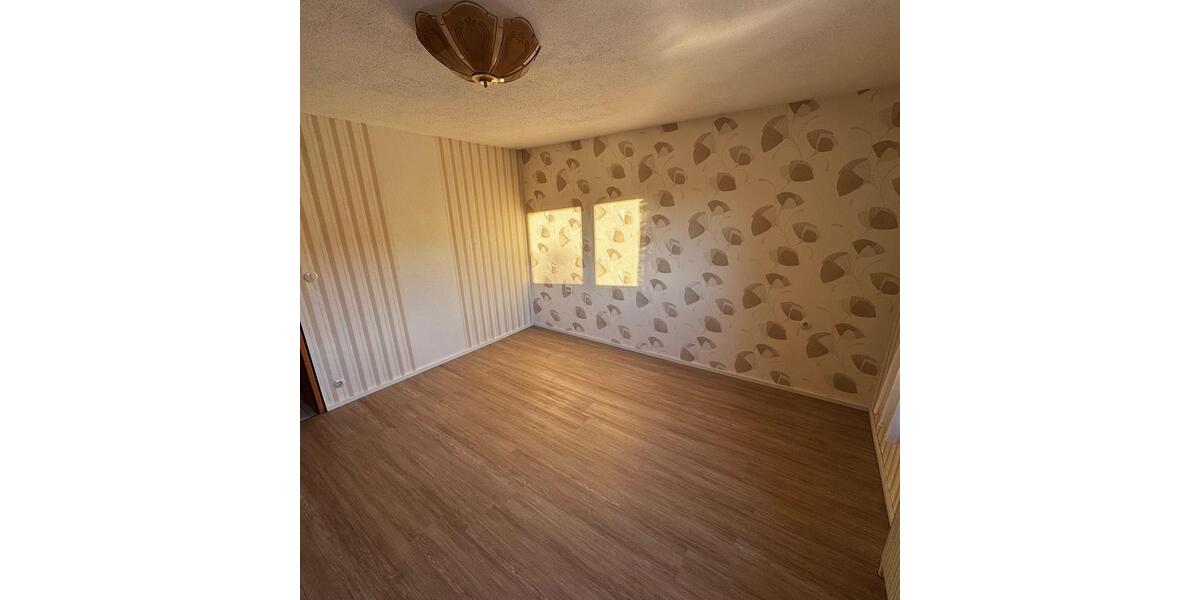 Mehrfamilienhaus, Wohnhaus Burgstetten - 8 Zimmer, 163 m&sup2;, 448.000&euro; | Angebot:25378433