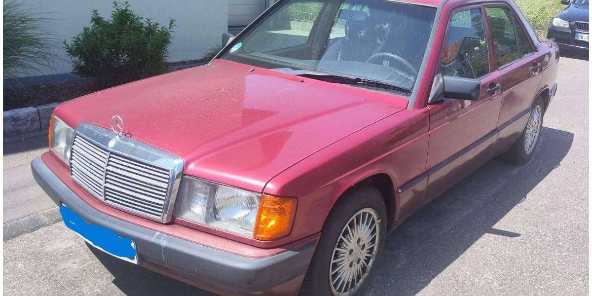 Mercedes-Benz 190 453.000 km 2.400 &euro; Dettenhausen 72135