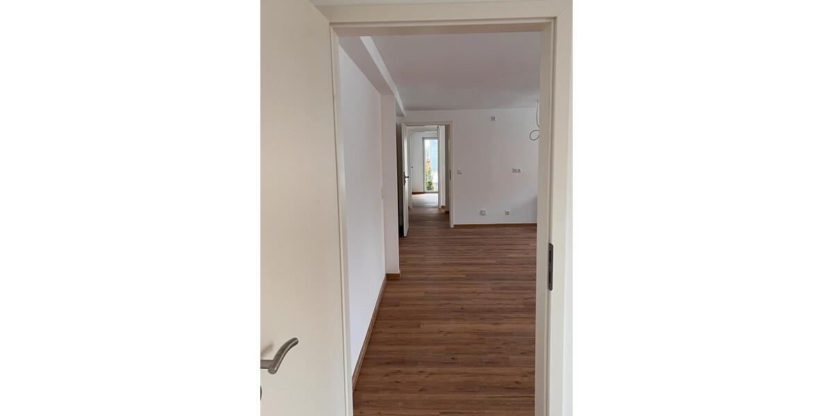 Gewerbeobjekt Stuttgart Sillenbuch - 3 Zimmer, 75 m&sup2;, 690&euro; | Angebot:24825838