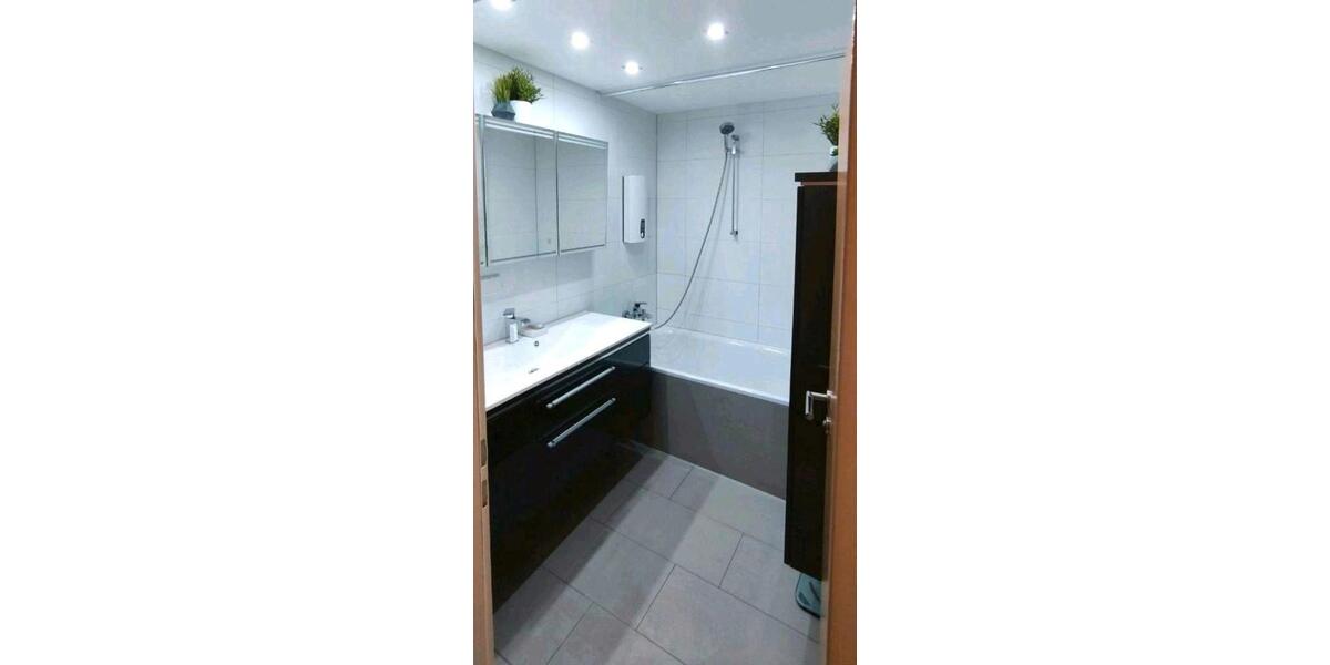 Etagenwohnung Waiblingen Bittenfeld - 4 Zimmer, 94 m&sup2;, 300.000&euro; | Angebot:25718017