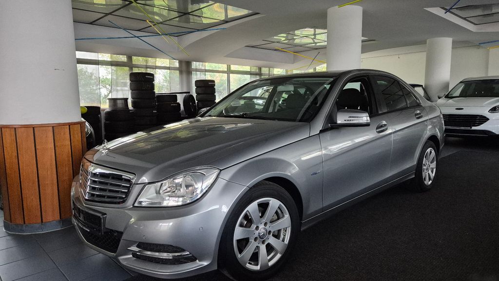 Mercedes-Benz C 180 107.000 km 11.990 &euro; Filderstadt 70794