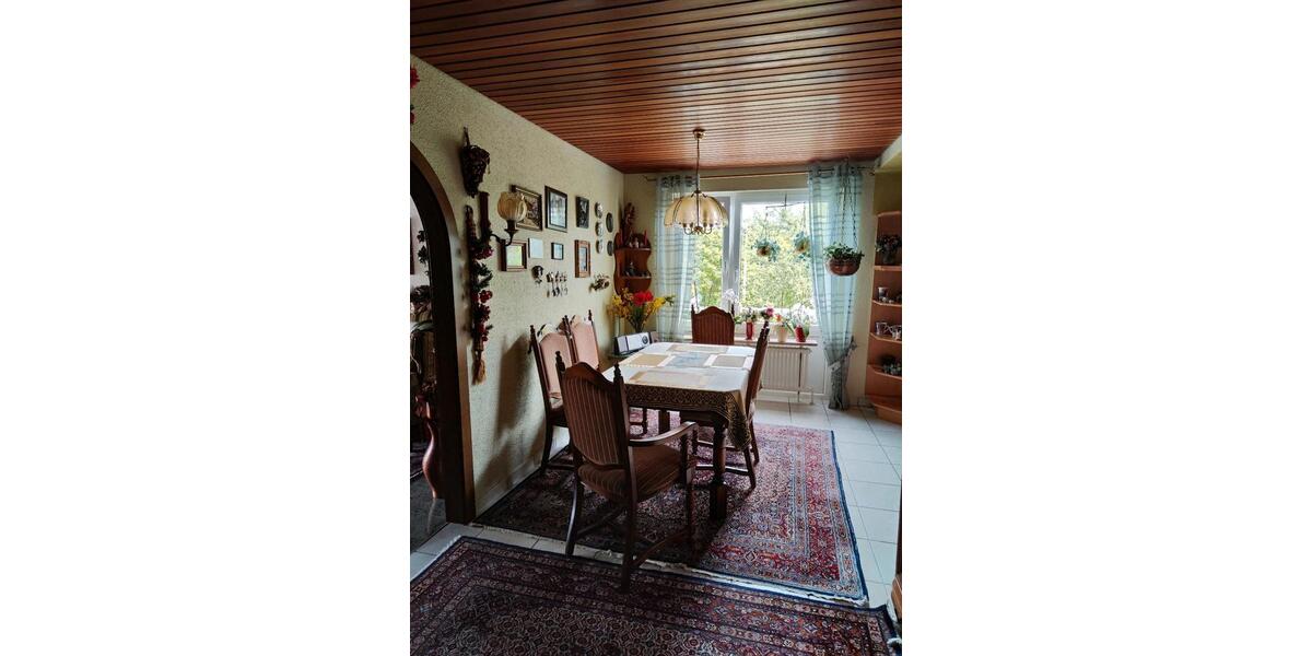 Etagenwohnung Böblingen - 4.5 Zimmer, 106 m&sup2;, 420.000&euro; | Angebot:24680853