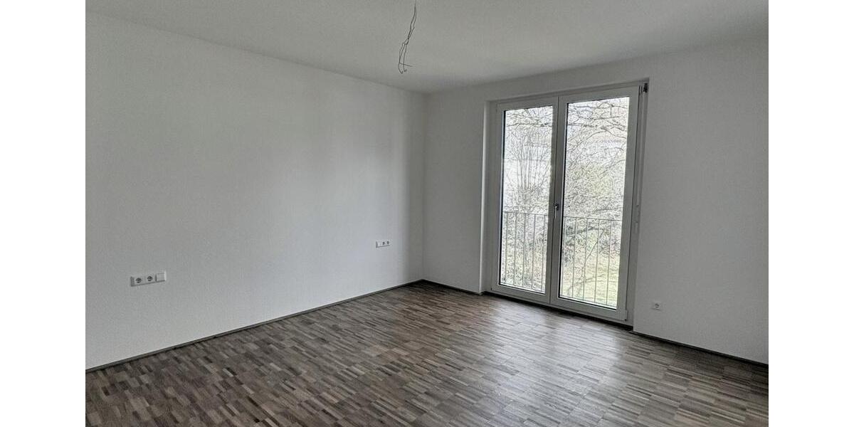 Etagenwohnung Leonberg - 3 Zimmer, 78 m&sup2;, 1.465&euro; | Angebot:23712512