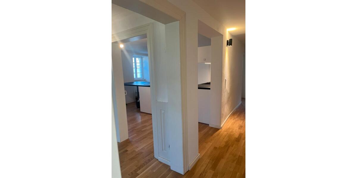 Erdgeschoßwohnung Ditzingen - 3.5 Zimmer, 100 m&sup2;, 1.150&euro; | Angebot:26662144
