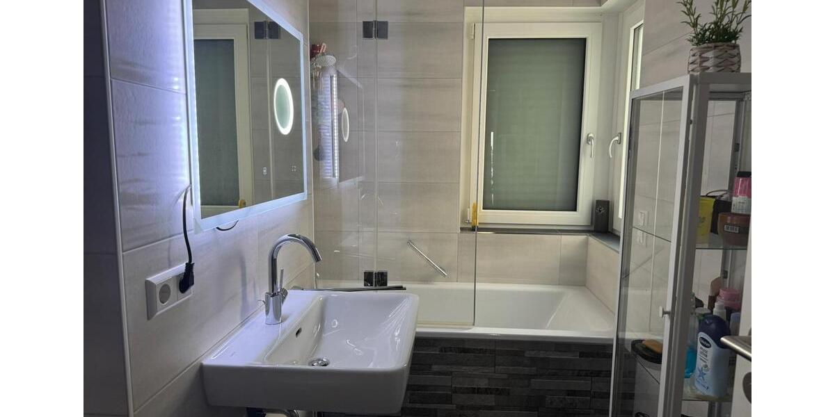 Etagenwohnung Fellbach Oeffingen - 3.5 Zimmer, 70 m&sup2;, 1.480&euro; | Angebot:25428433