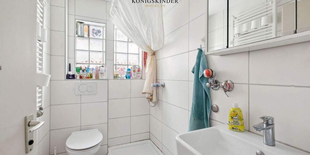 Etagenwohnung Stuttgart Bad Cannstatt - 2 Zimmer, 48 m&sup2;, 200.000&euro; | Angebot:25669324