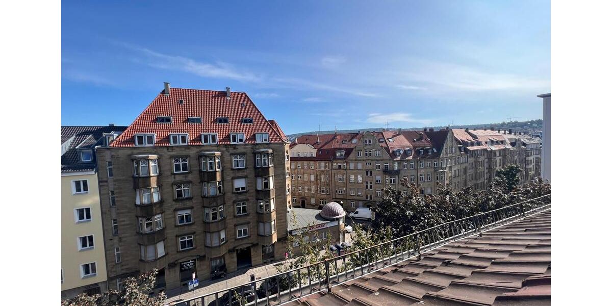 Dachgeschoßwohnung Fellbach - 20 Zimmer, 2 m&sup2;, 550&euro; | Angebot:25436771