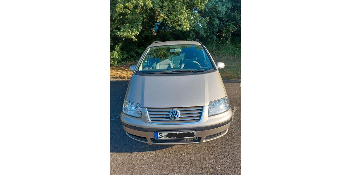 VW Sharan 185.000 km 4.850 &euro; Stuttgart 70376