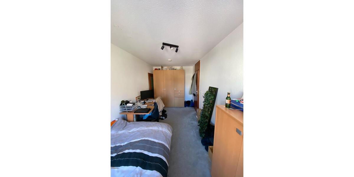 Etagenwohnung Backnang - 3 Zimmer, 89 m&sup2;, 570&euro; | Angebot:25930066