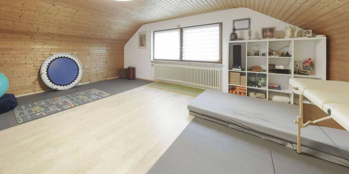 Einfamilienhaus Grafenberg - 5 Zimmer, 168 m&sup2;, 759.000&euro; | Angebot:25970443