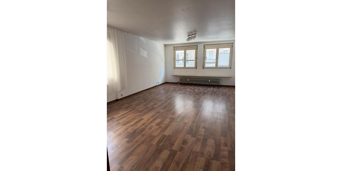 Erdgeschoßwohnung Stuttgart Bad Cannstatt - 3 Zimmer, 75 m&sup2;, 1.100&euro; | Angebot:27581822
