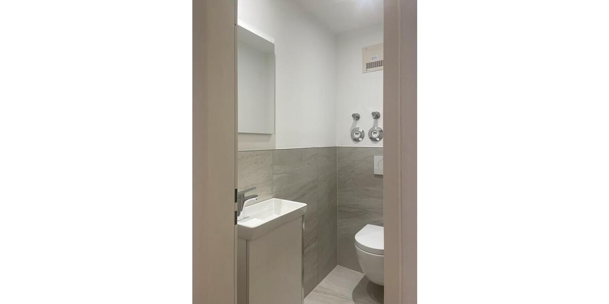 Erdgeschoßwohnung Ludwigsburg Hoheneck - 3 Zimmer, 74 m&sup2;, 1.550&euro; | Angebot:25641342