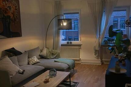 Wohnung Stuttgart - 2 Zimmer, 70 m&sup2;, 890&euro; | Angebot:25365040