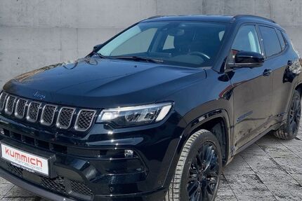 Jeep Compass 68.068 km 23.490 &euro; Göppingen 73037