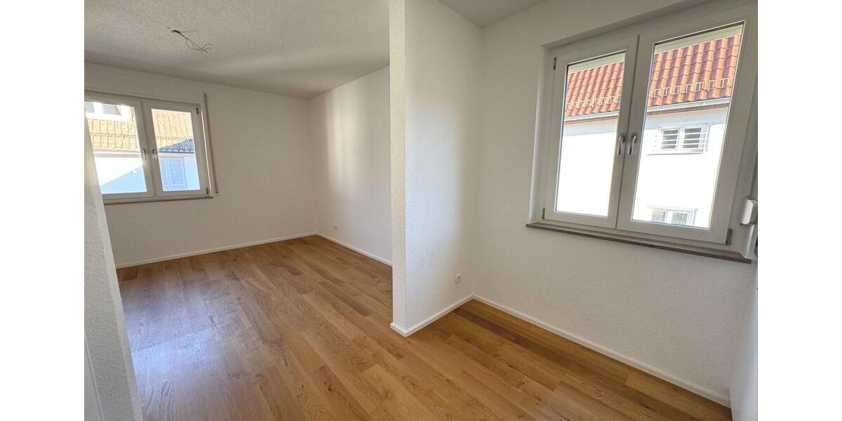 Etagenwohnung Stuttgart Zuffenhausen - 3 Zimmer, 64 m&sup2;, 1.260&euro; | Angebot:23567397