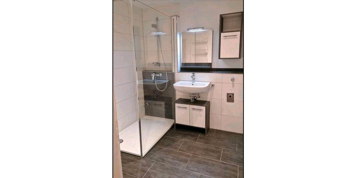 Etagenwohnung Oberstenfeld - 3 Zimmer, 78 m&sup2;, 1.280&euro; | Angebot:25723243