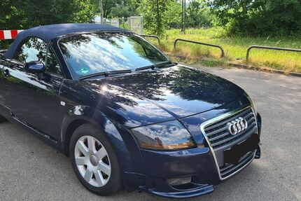 Audi TT 92.000 km 8.499 &euro; Stuttgart 70437
