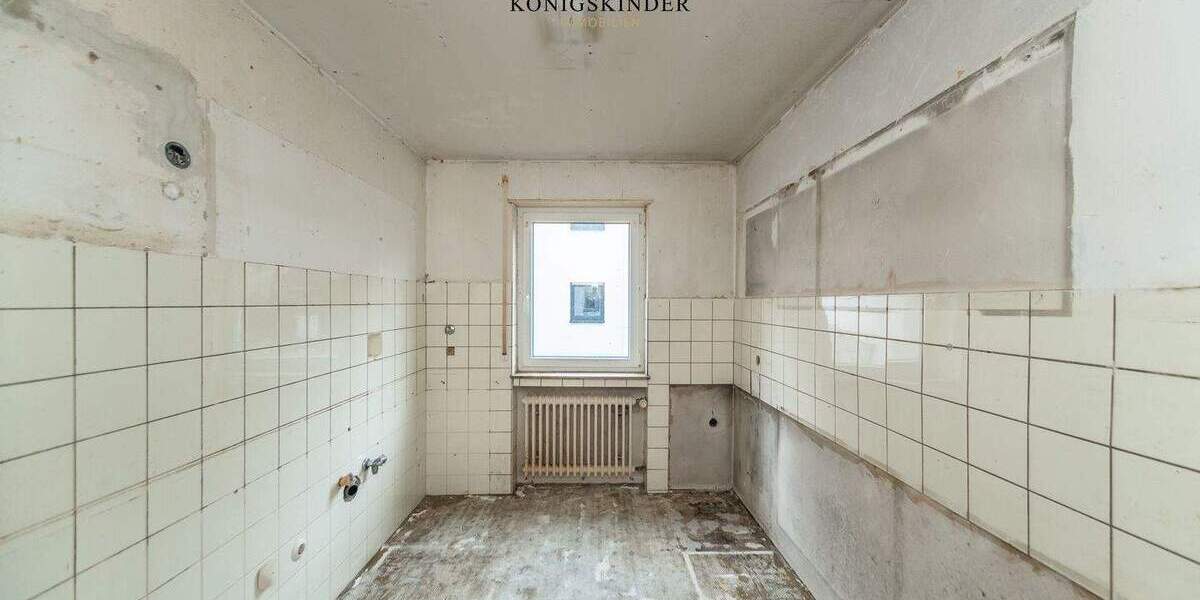 Mehrfamilienhaus, Wohnhaus Stuttgart Vaihingen Dürrlewang - 6 Zimmer, 149 m&sup2;, 650.000&euro; | Angebot:25680007