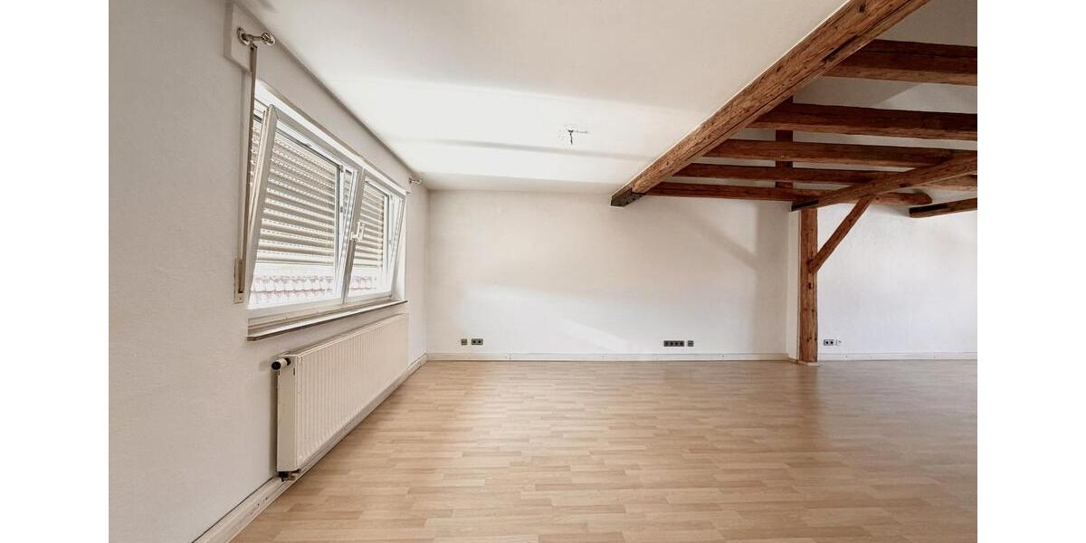 Etagenwohnung Sindelfingen - 3.5 Zimmer, 125 m&sup2;, 1.150&euro; | Angebot:27619223