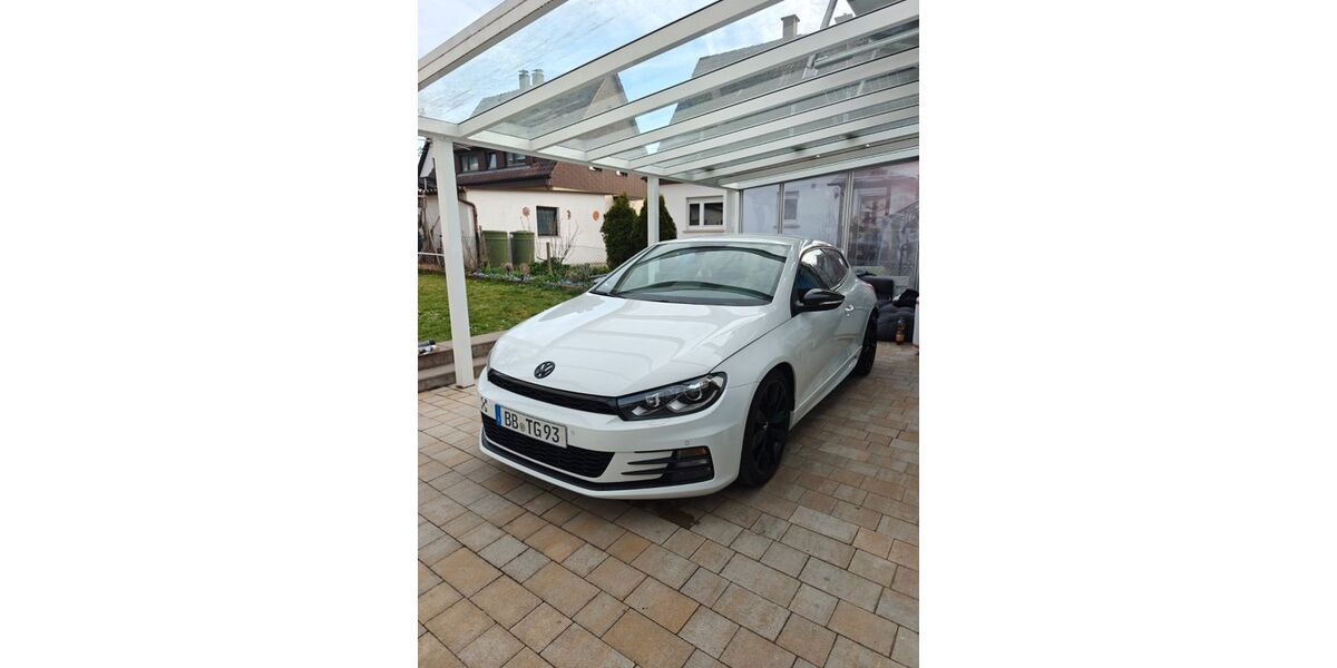 VW Scirocco 152.000 km 11.500 &euro; Böblingen 71032