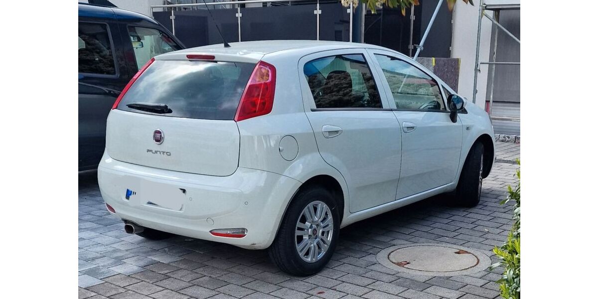 Fiat Punto 25.950 km 7.990 &euro; Murrhardt 71540