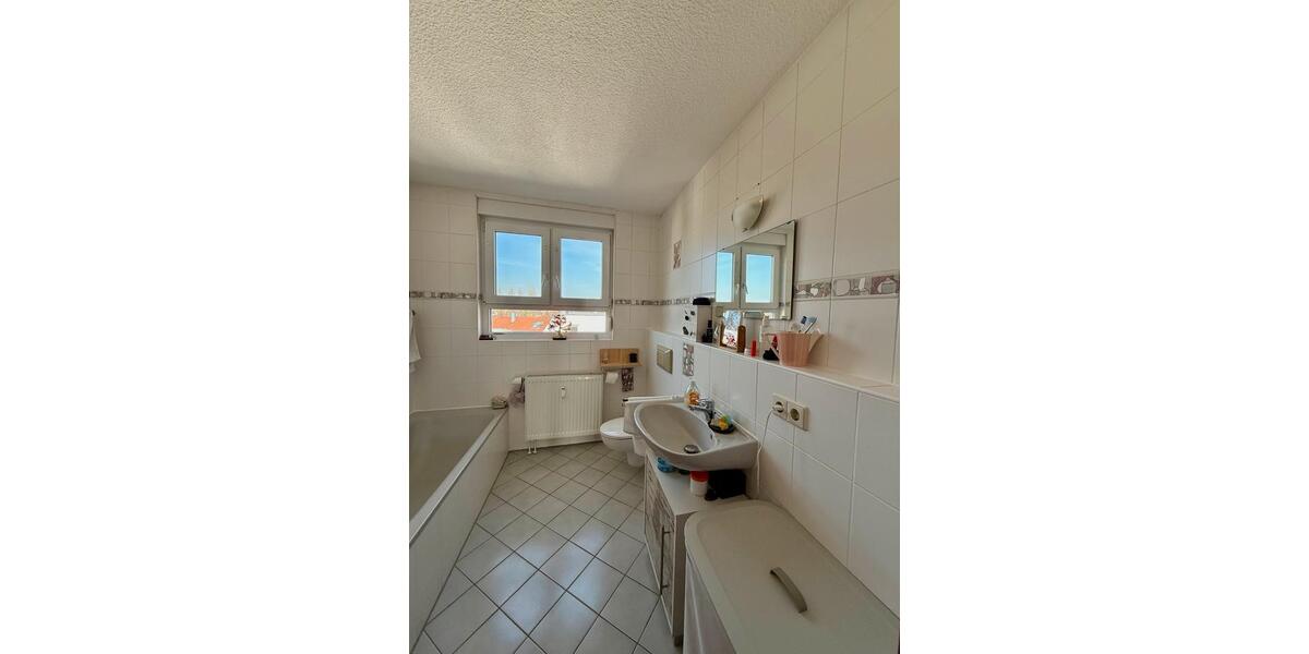 Dachgeschoßwohnung Winnenden - 1 Zimmer, 12 m&sup2;, 485&euro; | Angebot:25338563