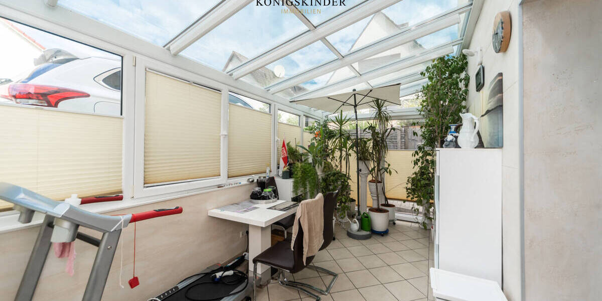 Mehrfamilienhaus, Wohnhaus Stuttgart / Zuffenhausen Zuffenhausen - 1 Zimmer, 330 m&sup2;, 1.299.000&euro; | Angebot:25676005