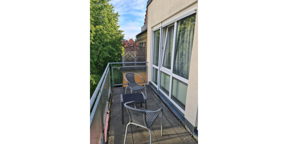 Erdgeschoßwohnung Ludwigsburg - 1 Zimmer, 36 m&sup2;, 650&euro; | Angebot:25906963