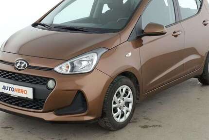 Hyundai i10 22.489 km 12.510 &euro; Stuttgart 70195