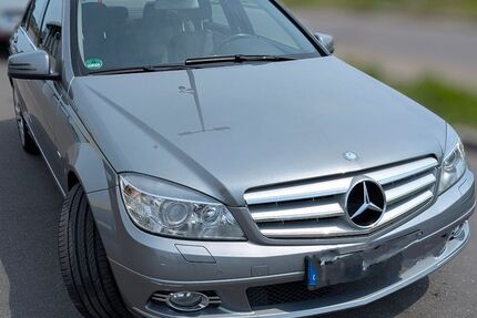 Mercedes-Benz C 200 215.000 km 8.100 &euro; Leutenbach 71397