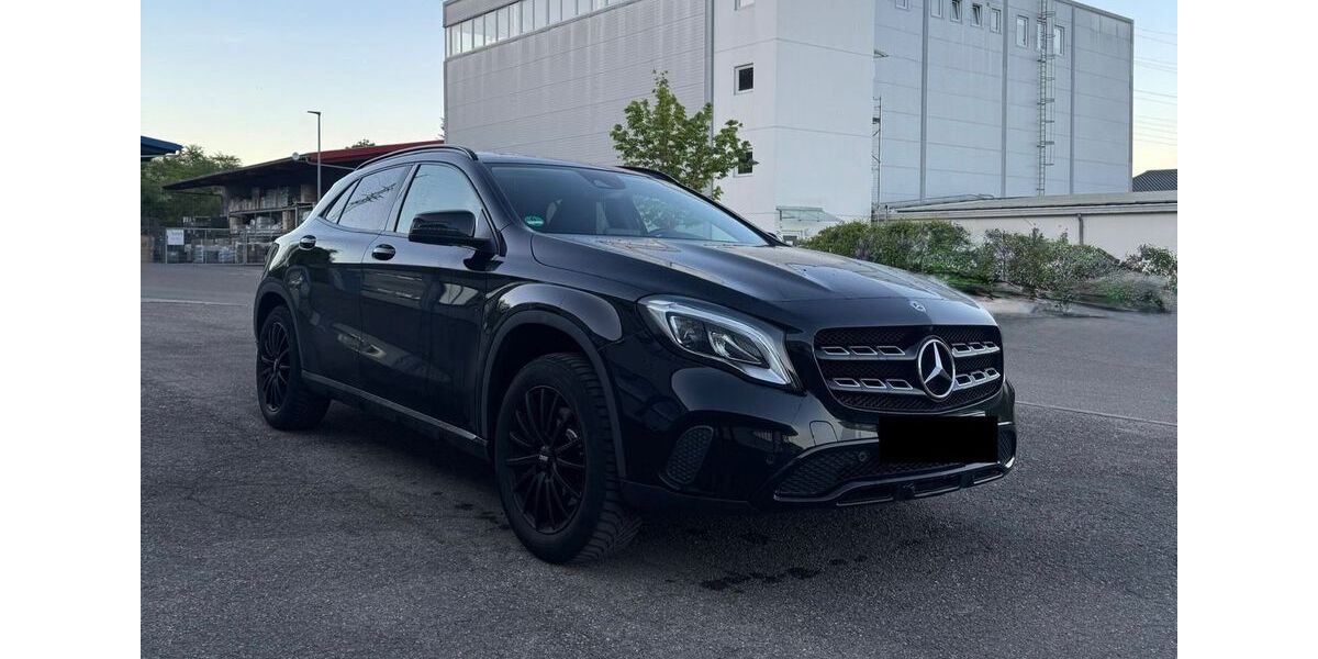 Mercedes-Benz GLA 250 50.278 km 24.000 &euro; Kornwestheim 70806