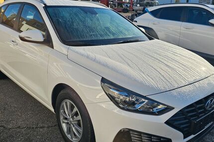 Hyundai i30 19.863 km 15.900 &euro; Leonberg 71229