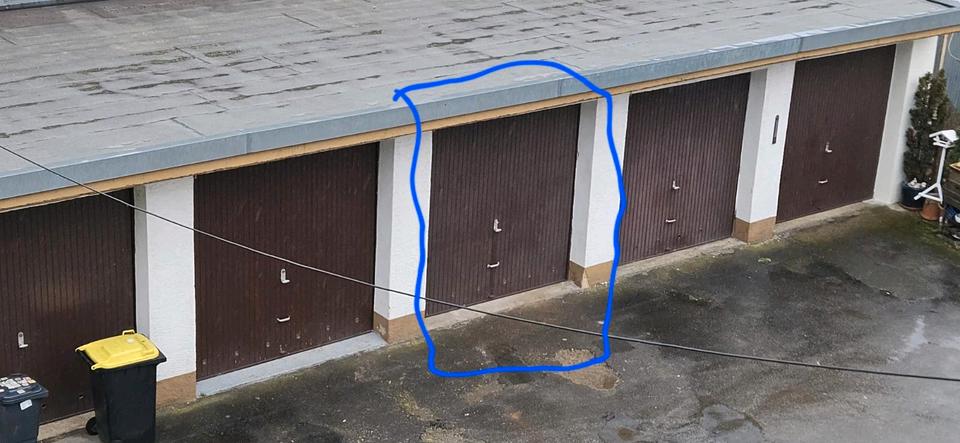 Dachgeschoßwohnung Backnang - 5 Zimmer, 94 m&sup2;, 1.300&euro; | Angebot:25948413