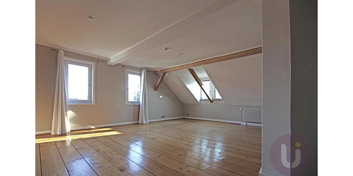 Maisonettenwohnung Nürtingen - 4.5 Zimmer, 165 m&sup2;, 1.510&euro; | Angebot:24751970