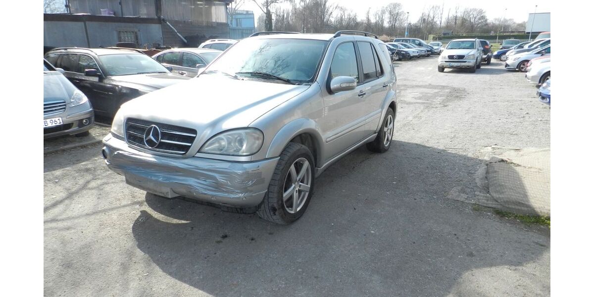 Mercedes-Benz ML 400 291.000 km 3.200 &euro; Remshalden 73630