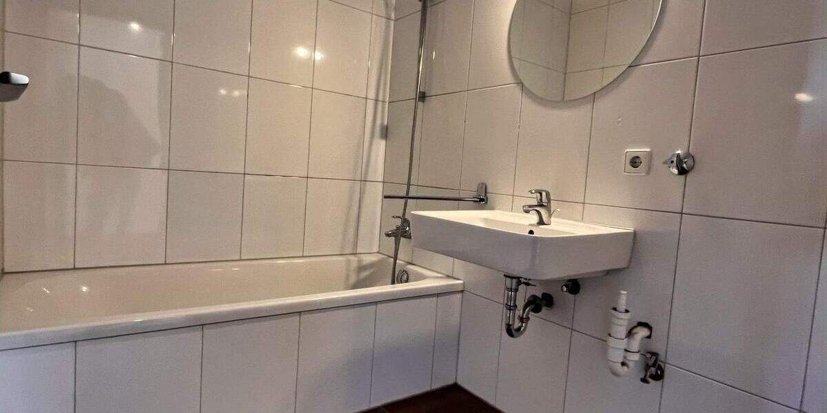 Etagenwohnung Leonberg Eltingen - 3 Zimmer, 74 m&sup2;, 248.000&euro; | Angebot:25748837