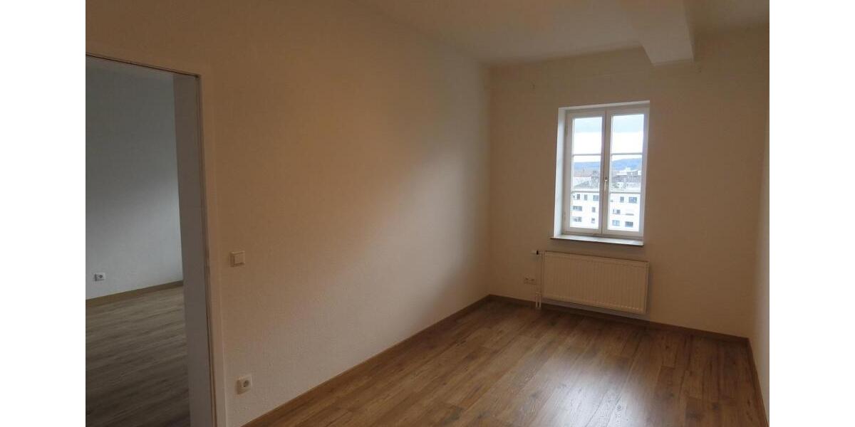 Etagenwohnung Leonberg - 2 Zimmer, 70 m&sup2;, 1.100&euro; | Angebot:26038766