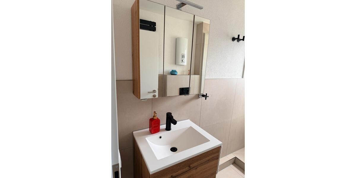 Etagenwohnung Stuttgart Neuwirtshaus - 3 Zimmer, 65 m&sup2;, 1.220&euro; | Angebot:25865123