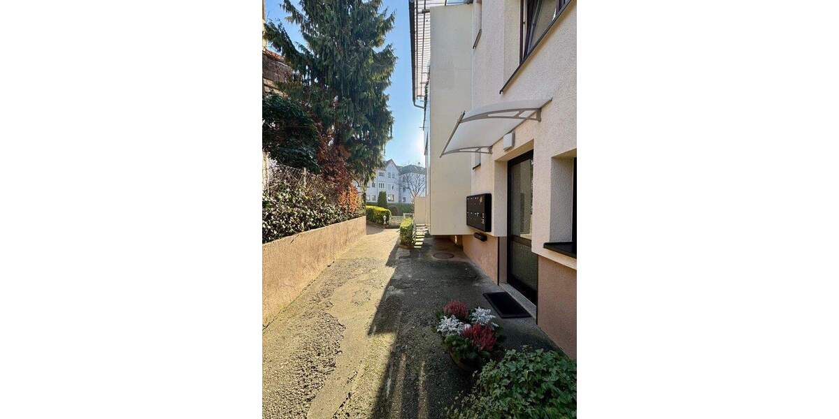 Etagenwohnung Stuttgart Bad Cannstatt - 3 Zimmer, 52 m&sup2;, 218.000&euro; | Angebot:25695933