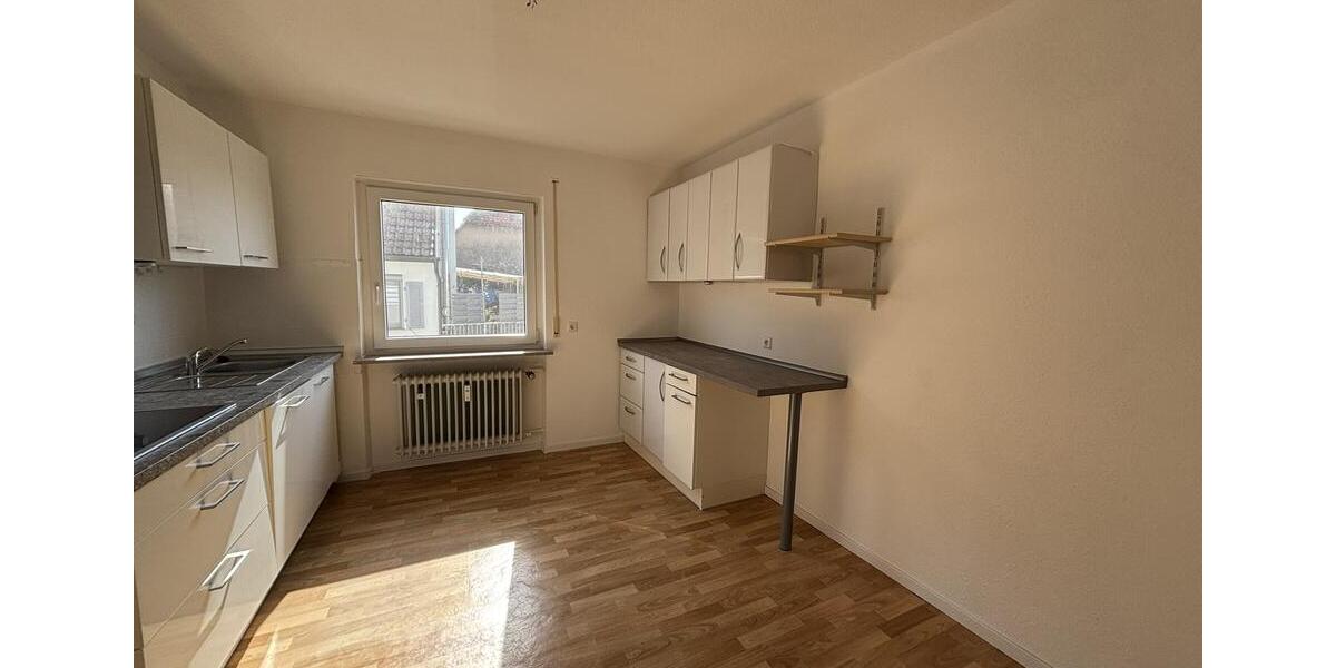 Etagenwohnung Ludwigsburg Hoheneck - 3 Zimmer, 79 m&sup2;, 790&euro; | Angebot:25852518