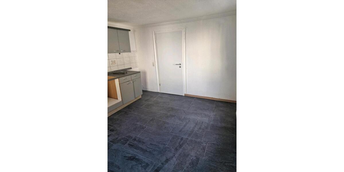 Erdgeschoßwohnung Stuttgart Stuttgart-Süd - 3 Zimmer, 78 m&sup2;, 1.200&euro; | Angebot:25569329