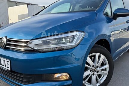 VW Touran 142.749 km 24.890 &euro; Böblingen/Stuttgart 71034