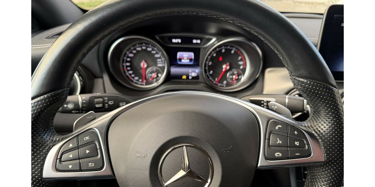 Mercedes-Benz CLA 180 Shooting Brake AMG Line PEAK 98.000 km 16.750 &euro; Schorndorf 73614