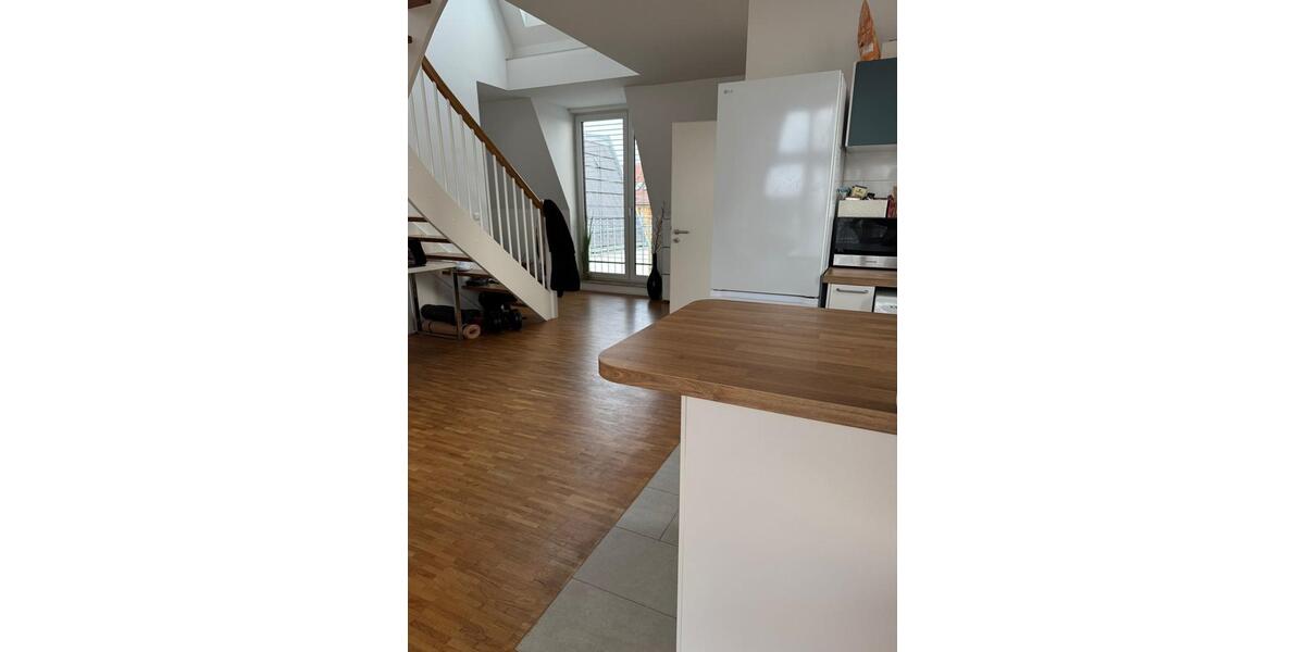 Maisonettenwohnung Stuttgart Neuwirtshaus - 2.5 Zimmer, 74 m&sup2;, 1.395&euro; | Angebot:25990825