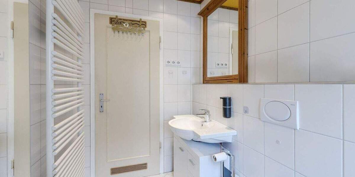 Etagenwohnung Kornwestheim - 3 Zimmer, 75 m&sup2;, 299.000&euro; | Angebot:25704172