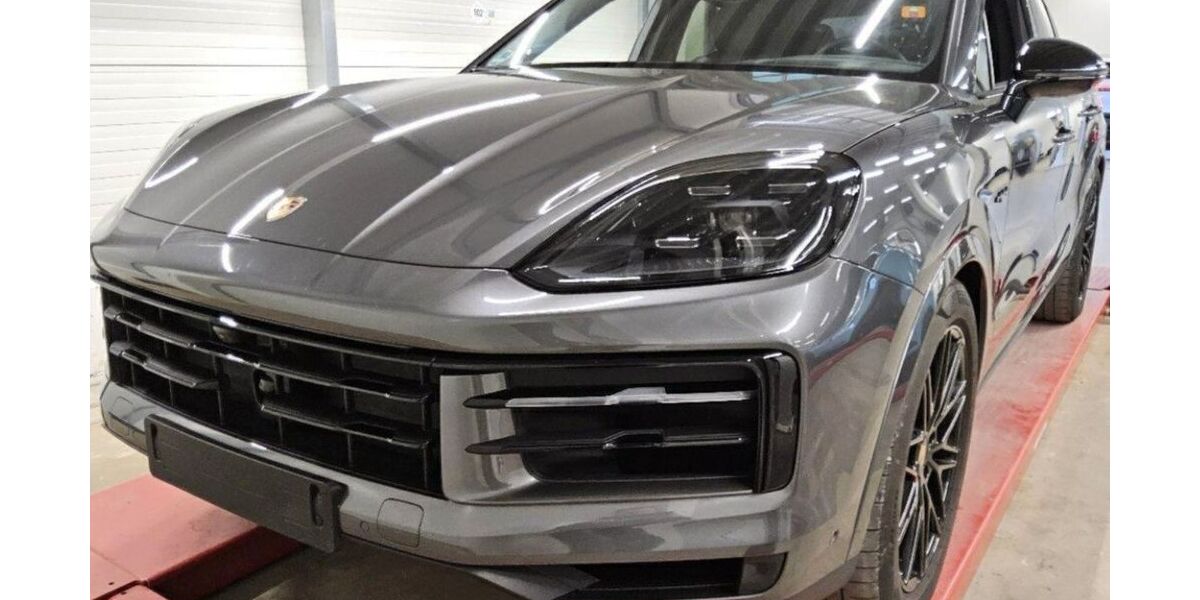 Porsche Cayenne 35.990 km 94.999 &euro; Stuttgart 70499