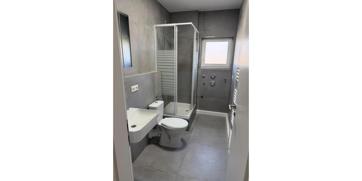 Etagenwohnung Kirchheim am Neckar - 2 Zimmer, 49 m&sup2;, 820&euro; | Angebot:26035396