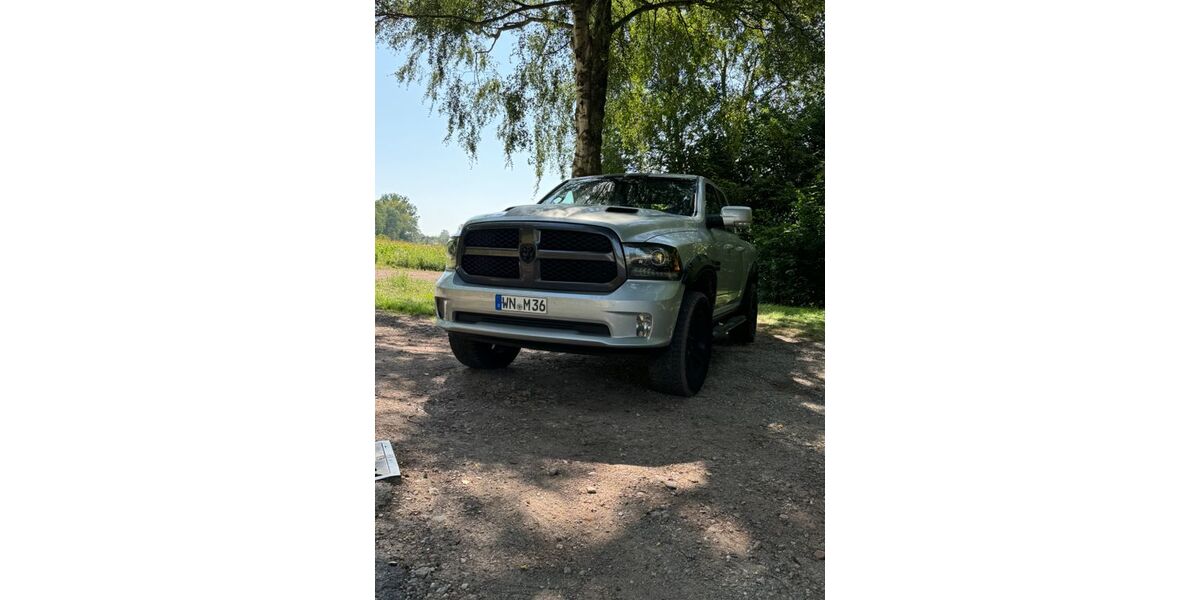 Dodge RAM 125.000 km 28.500 &euro; Welzheim 73642