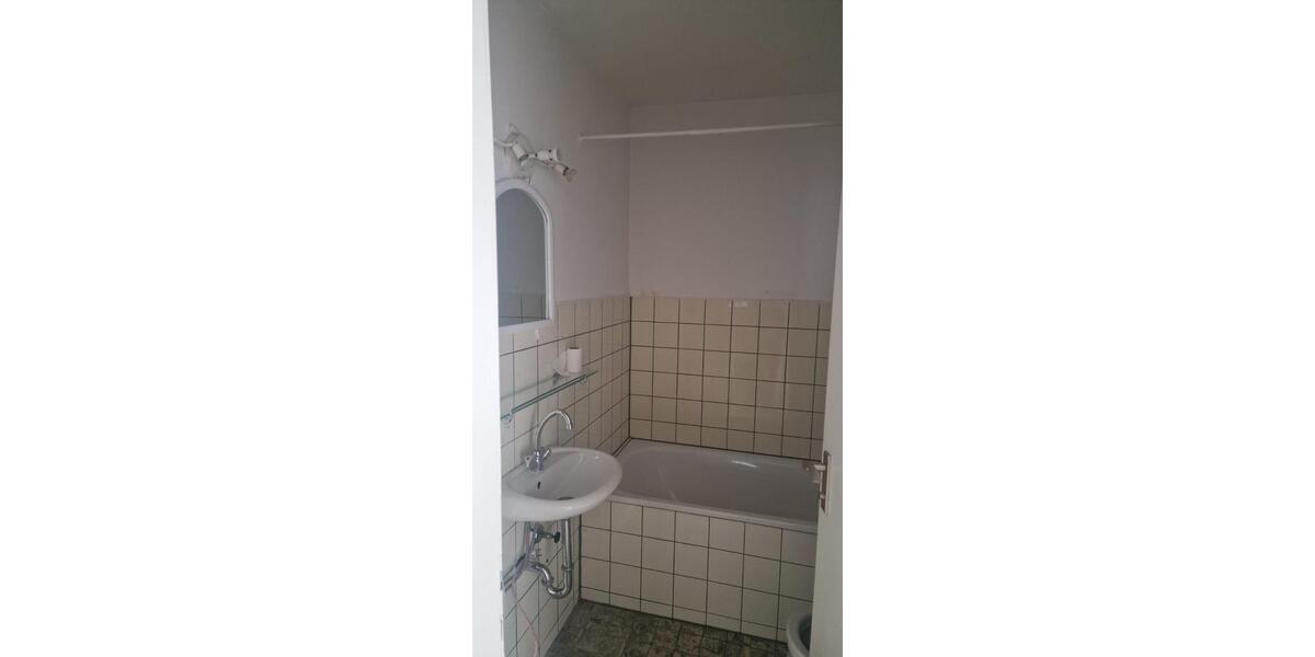 Erdgeschoßwohnung Esslingen am Neckar Brühl - 1 Zimmer, 45 m&sup2;, 750&euro; | Angebot:26454741